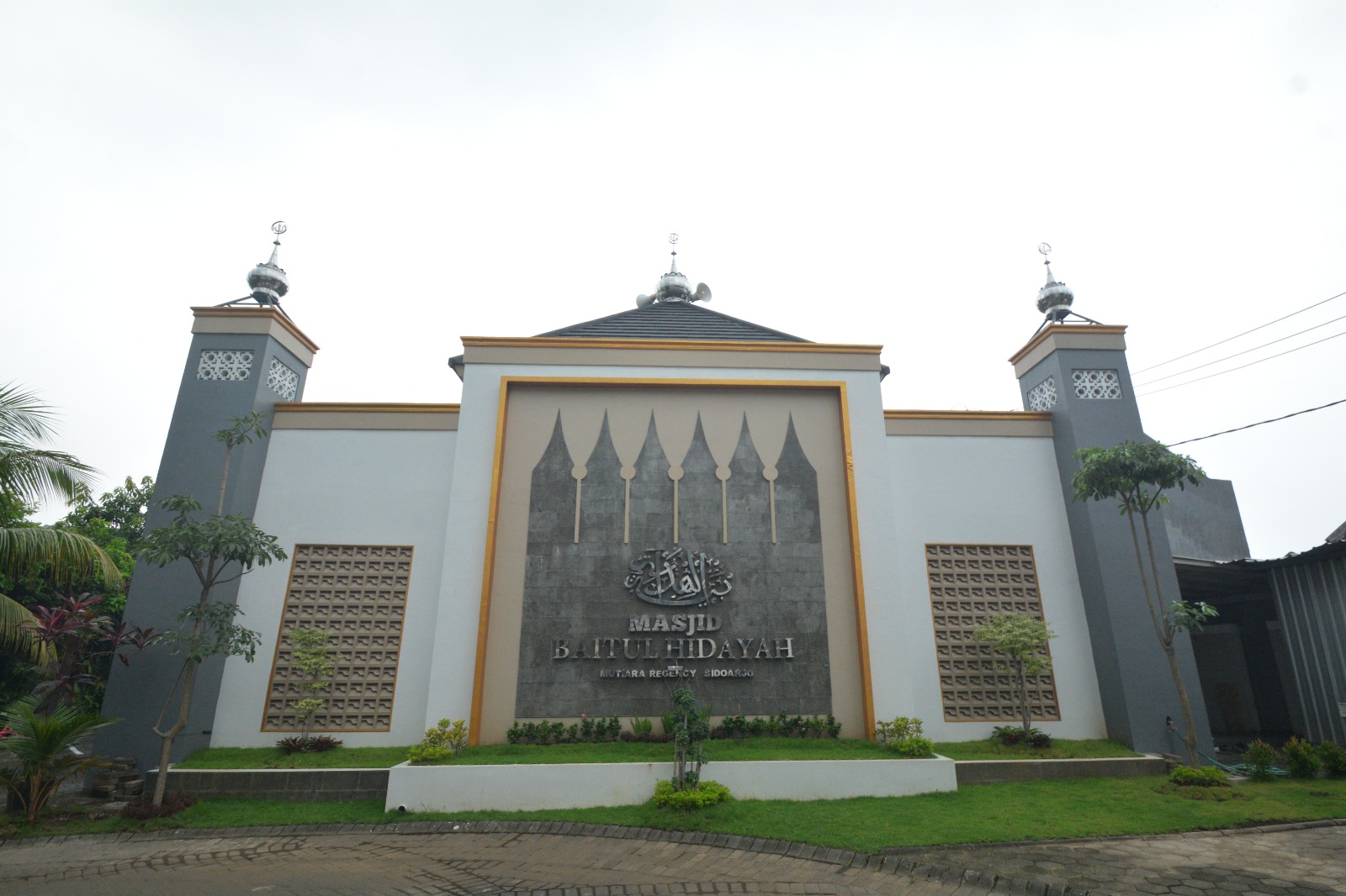 Baitul Hidayah Mosque: The Heart of Devotion in Cilacap's Daily Life
